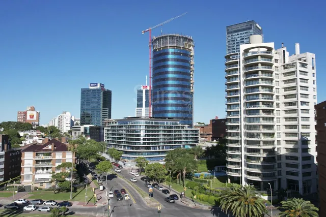 Venta De Apartamento 2 Dormitorios En Buceo, Montevideo - Cosmos Home (ref: Srs-10555)