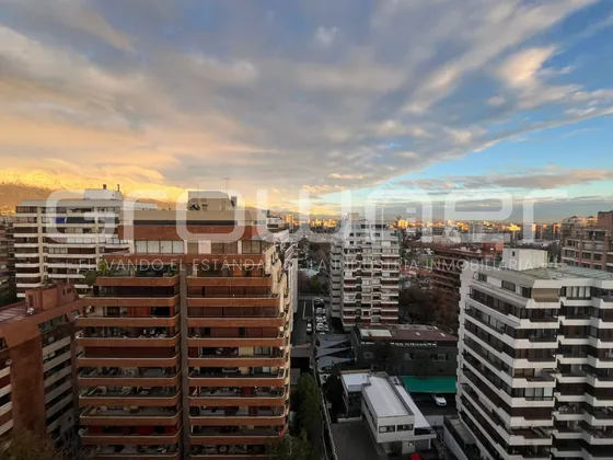 Arriendo Amoblado 2 Dorm. Sector El Golf. Gastos Incluidos