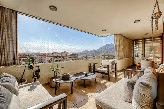 Departamento En Venta De 3 Dorm. En Vitacura