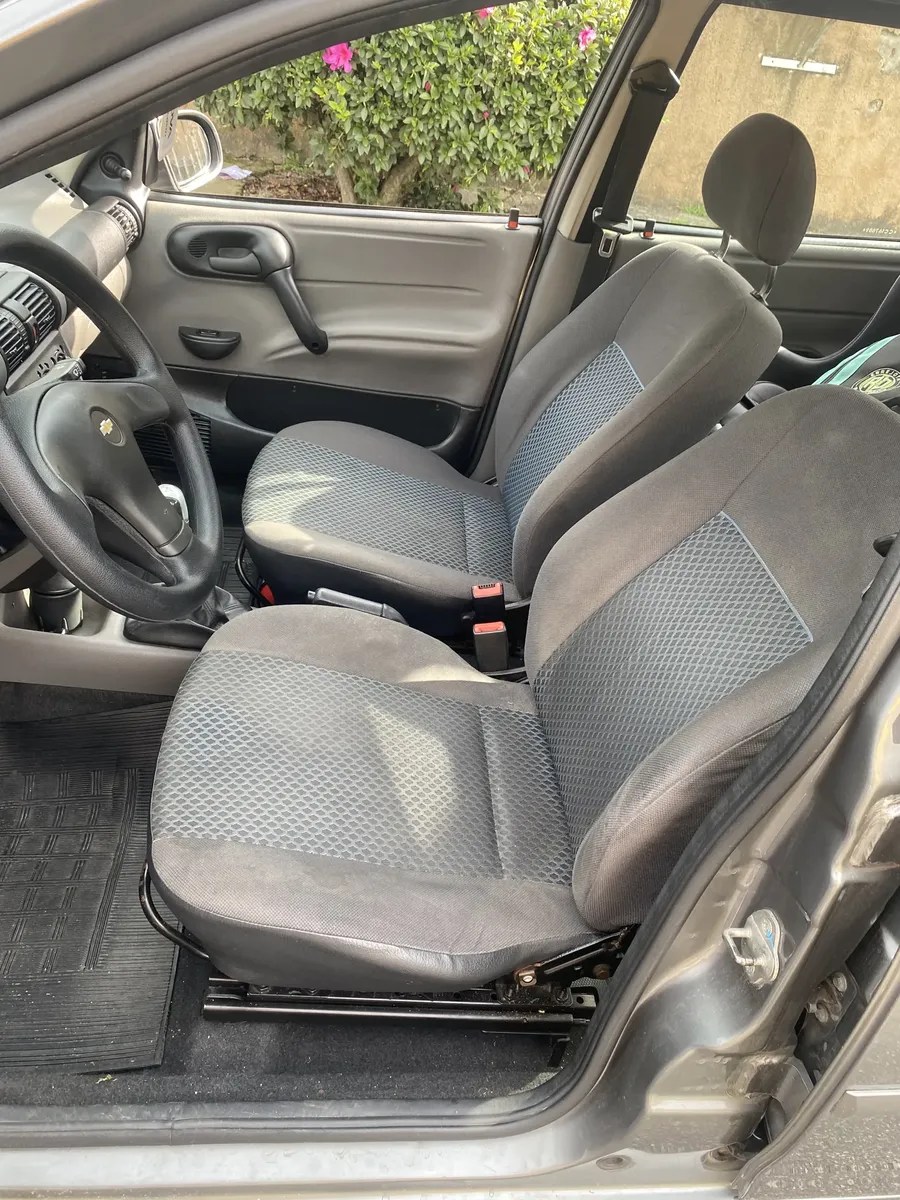 Chevrolet Corsa Classic 2012 Ls — foto 9