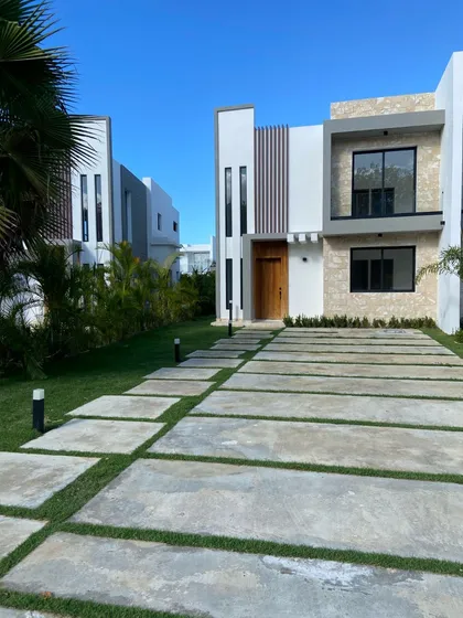Casa En Venta, Playa Nueva Romana Nueva.