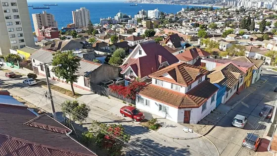 Casa En Venta De 5 Dorm. En Viña Del Mar