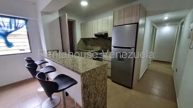 Gisselle Lobo Tiene En Alquiler Espectacular Apartamento En Prestigioso Conjunto Residencial Del Este De Barquisimeto Cocina Remodelada Y Equiada Con Bellas Areas Comunes 2 5 2 0 1 6 1                