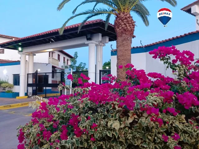 Townhouse Con Moderna Cocina Y Amplios Espacios, Con Ubicación Estratégica En El Municipio Maneiro, Isla De Margarita, Estado Nueva Esparta