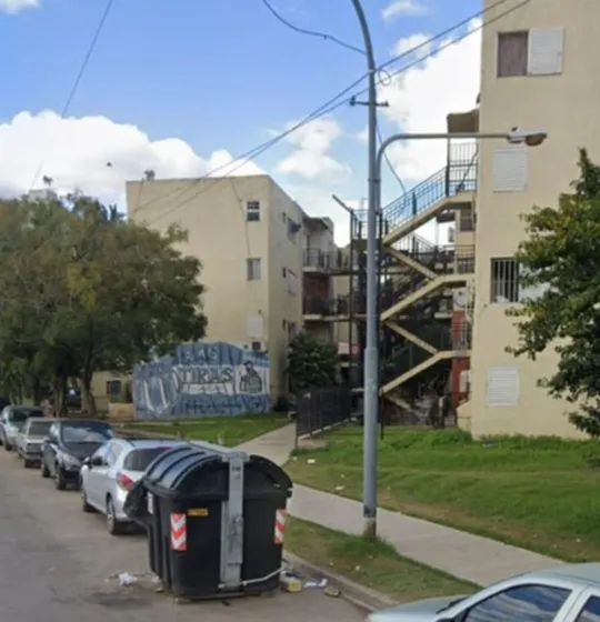 Departamento 3 Ambientes R.triana Y  Av. Lacarra 
