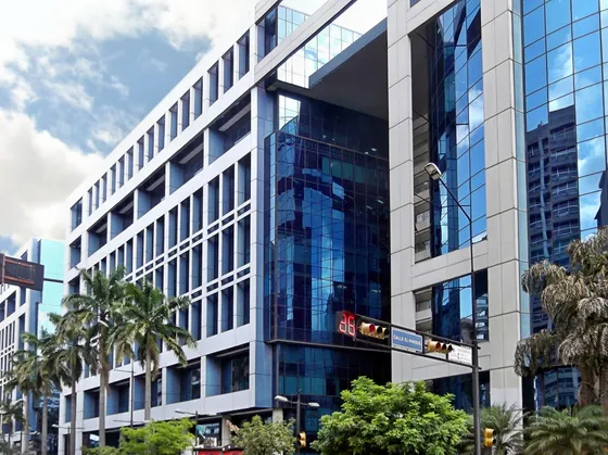 Oficina En Arrendamiento ~1410 M2  El Rosal