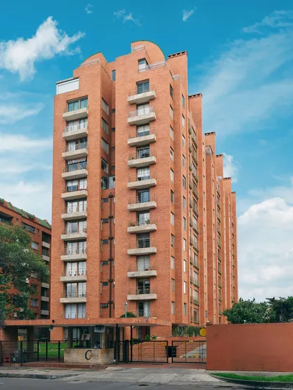 Vendo / Arriendo Apto. 92 M2 La Calleja Resort