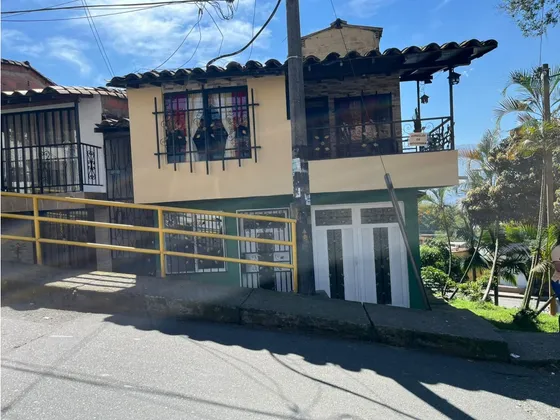 Casa En Venta En El Sector De Terranova Ii Itagui