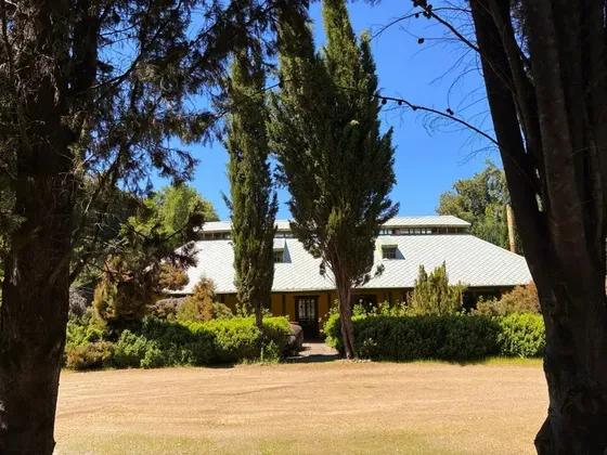 Hermoso Terreno Con Casona Y Quincho Junto Al Río Longaví