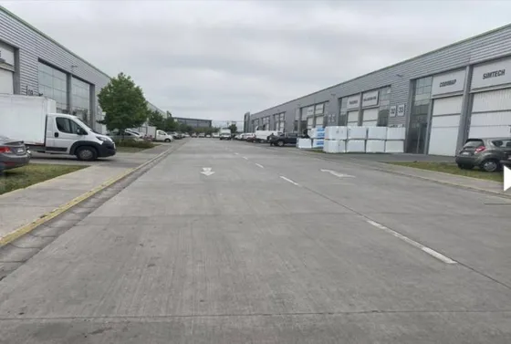 Bodega De 502 M2- Oficina De 101 M2- Baños 3