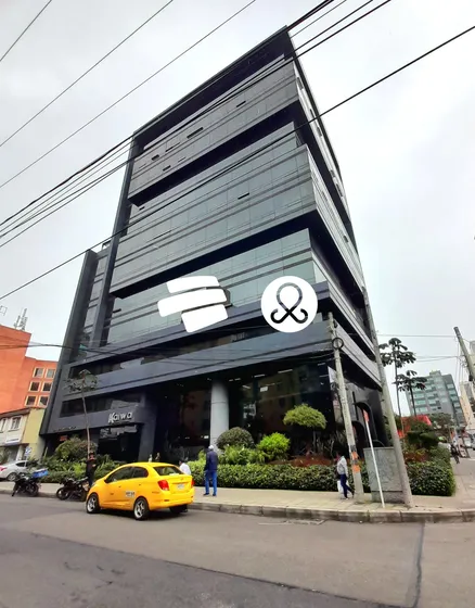 Oficina En Venta En Santa Bárbara, Bogotá