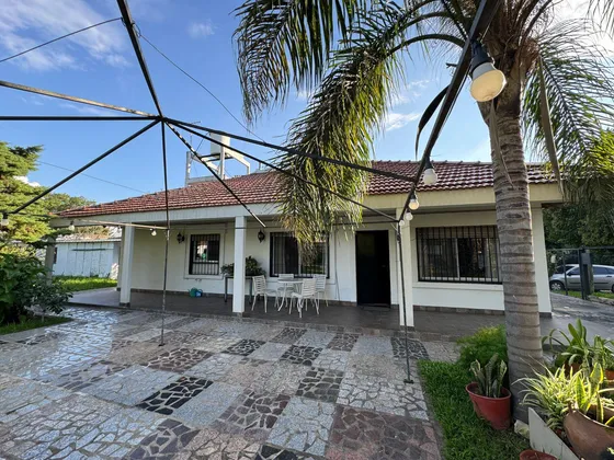 Venta Casa En Zona Norte, Amplio Lote