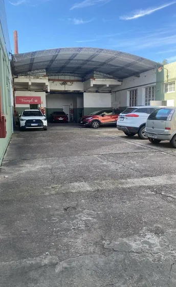 Deposito De 2750 M2 Cub En 1 Planta Sobre 4,400 M2 Terreno Parquizado.  Sist C/incendio X Hidrantes,