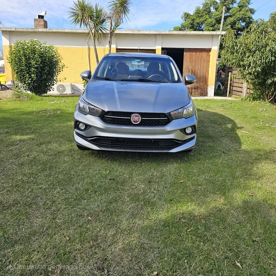 Fiat Cronos 1.3 Drive Gsr