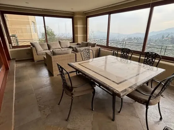 Dpto. En Venta Sta. Teresa De Los Andes ,5 Dorm. Vitacura.