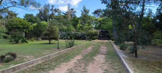 Casa En El Pinar Cerca De Playa Y Arroyo.