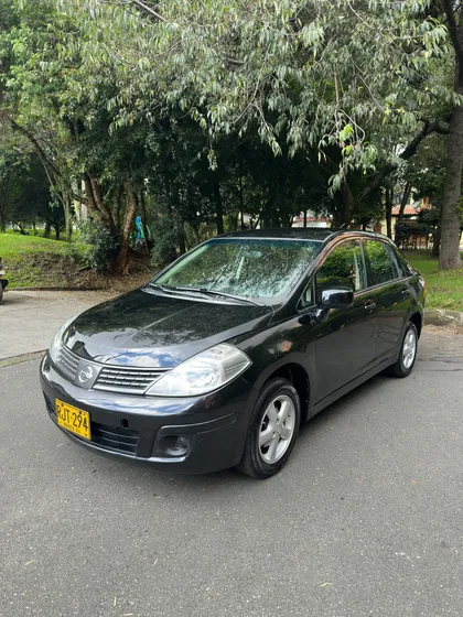 Nissan Tiida 1.8