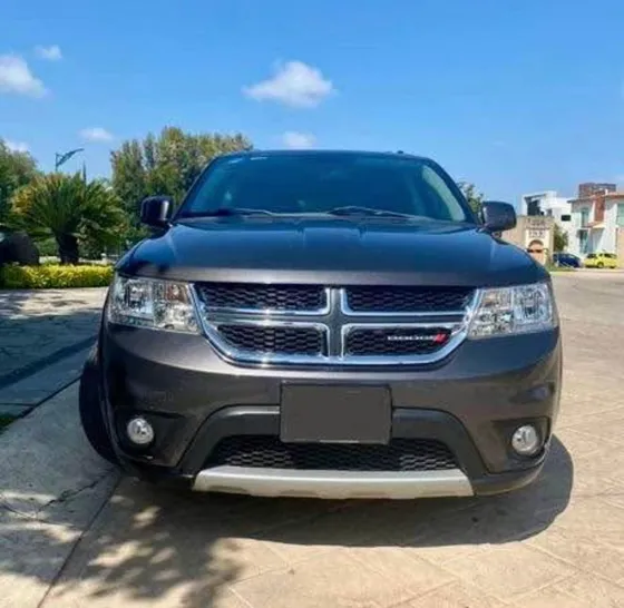 Dodge Journey 2.4 Sxt 7 Pasajeros Plus Mt