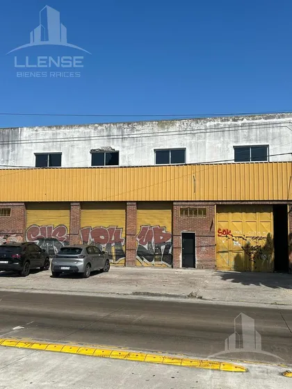 Galpón De 800m2 Aprox En Venta  - Avenida Los Quilmes 1244 - Bernal Oeste