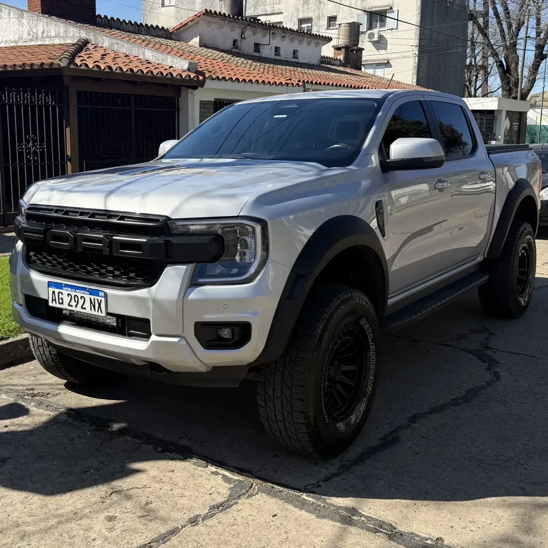 Ford Ranger 2.0 CD 4X2 XLT AT 210 CV