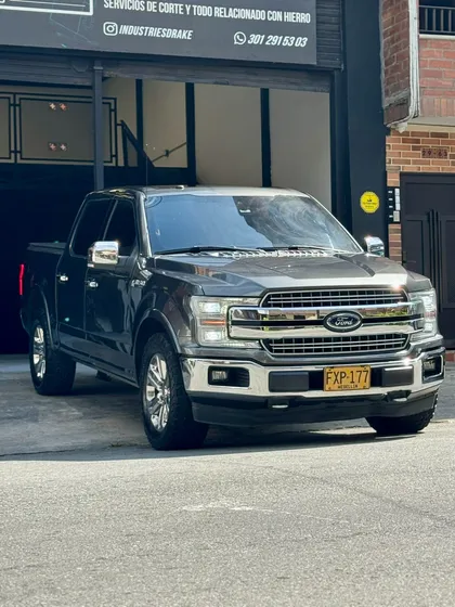 Ford F-150 3.5 Lariat Sport