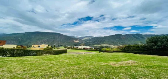  lote De 2642m2 En Exclusivo Conjunto Cerrado - La Calera. (15421).