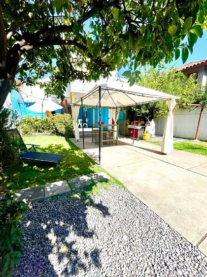 Casa Manquehue Con Depto. Interior.