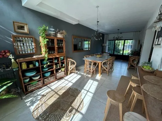 Casa En Venta En Hurlingham Oportunidad !!!