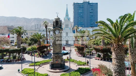 Arriendo | Local Comercial En Esquina Estratégica