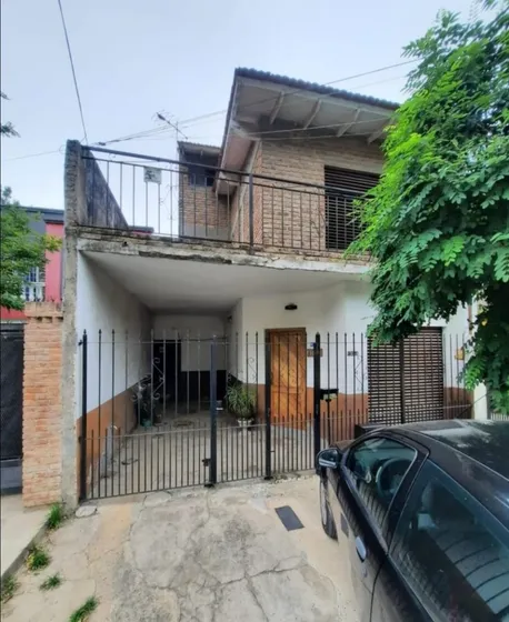 Venta Casa Tipo Ph 5 Ambientes Bernal