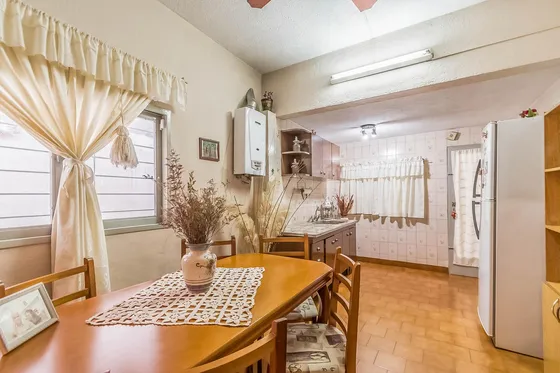 Venta De Casa 3 Ambientes En Castelar Sur
