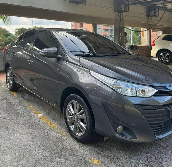 Toyota Yaris 1.5 Sport