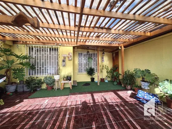 Venta Casa De 3dorm-2baños. Metro Stgo. Bueras. Maipú C2j