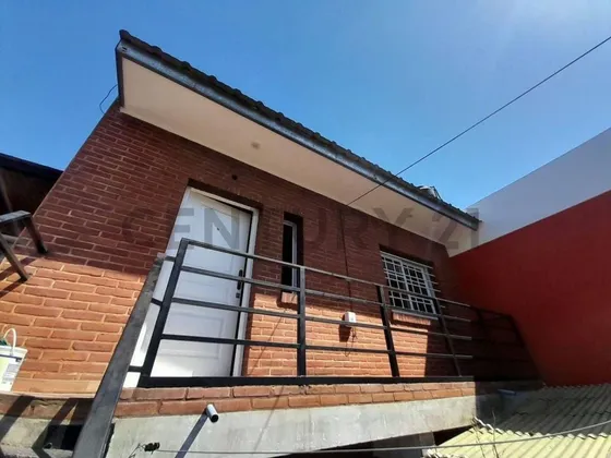 Venta De Departamento 3 Ambientes, José C Paz     Apto Credito