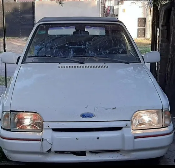 Ford Escort 2.0 Cabriolet