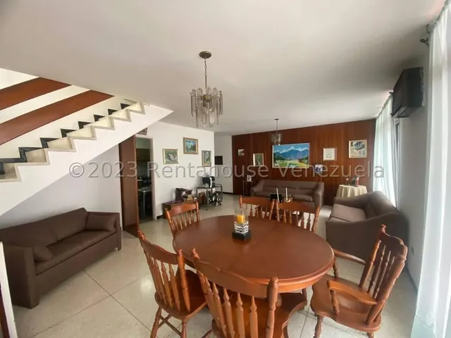 Casa En Venta En La Califiornia Sur Calle Con Vigilancia 25-15769