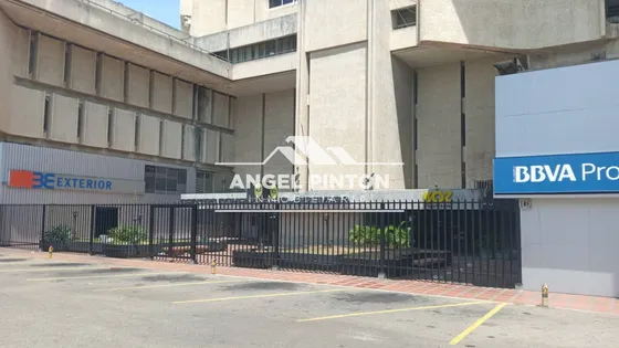 Local Comercial Alquiler Centro Comercial Clodomira Api 6325