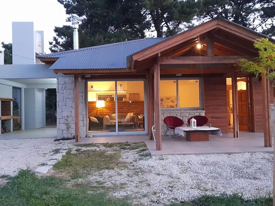 Casa En Venta - 1 Dormitoio 1 Baño - Cochera - 150mts2 - Las Lomas De Miramar