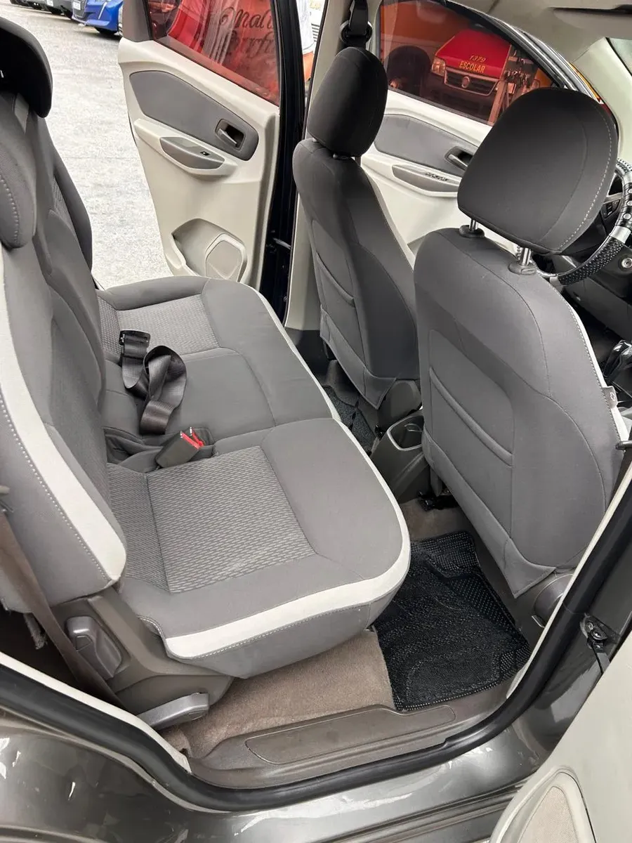 Chevrolet Spin 2014 1.8 At Lt Adv 7l — foto 6