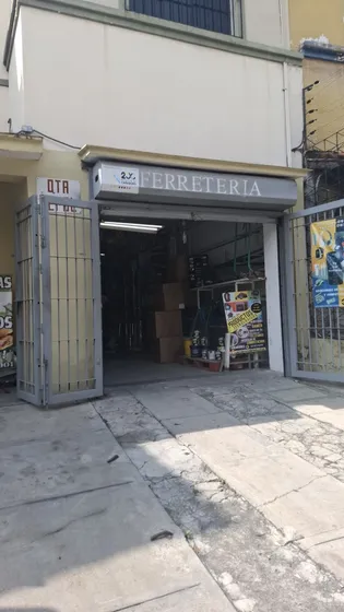 Alquilo Casa Comercial /se Alquila Completa O Por Nivel 