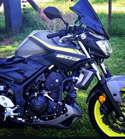 Hermosa Moto....no Tiene Golpes Ni Rayas..no La Uso....