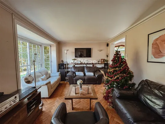 Casa En Venta Estilo Inglesa, Pedro De Valdivia Norte, 4d-3b