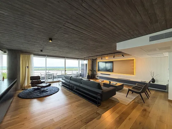 Departamento De 3 Dormitorios En Suite Con Amenities Y Vista Al Río