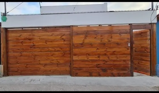Hermosa Casa En Población Juan Noe Arica