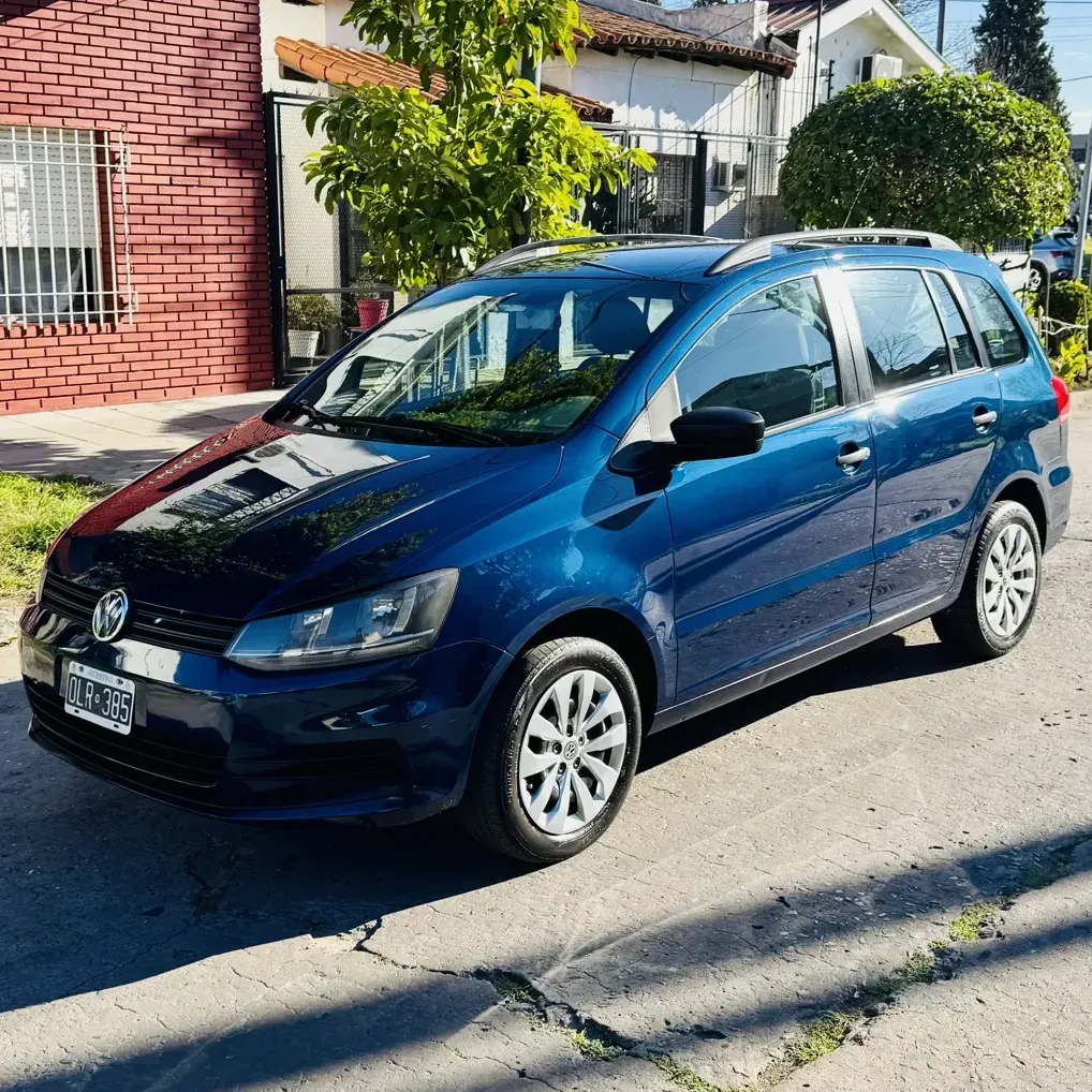 Volkswagen Suran 1.6 Comfortline 101cv Ab Pro.cre.auto
