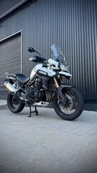 Triumph Explorer Xcx
