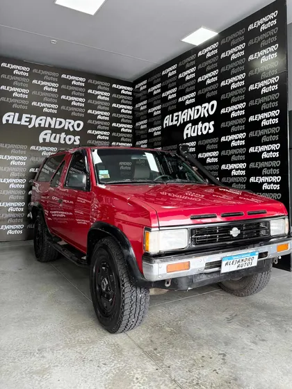 Nissan Pathfinder 2.7 4x4 D