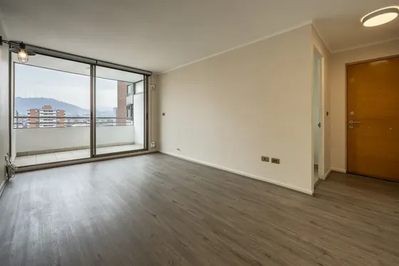 Departamento Venta 2 Dorm. Cocina Cerrada Y Logia En Ñuñoa