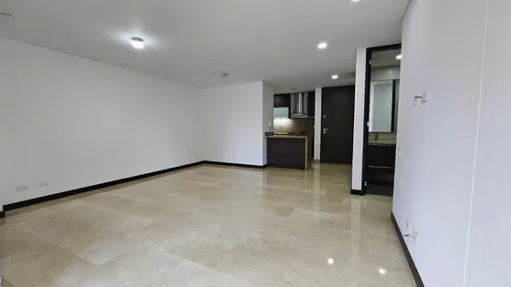  Apartamento En Arriendo Ubicado En Medellin Sector Laureles (27418).