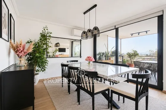 Penthouse De Tres Niveles Remodelado En Condominio...